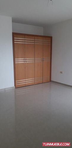 A1687 Consolitex Vende Apto La Coruña 04144117734