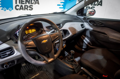 Imagen 8 de 12 de Chevrolet Prisma Joy