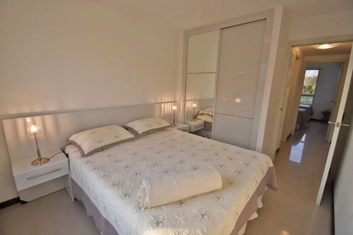 Imagen 8 de 19 de Vende Excelente Ubicación 2 Dormitorios, 2 B Punta Del Este