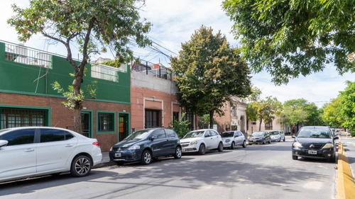 Imagen 10 de 30 de Galpon,ph,taller,oficina, Boedo,248 M2, Patio
