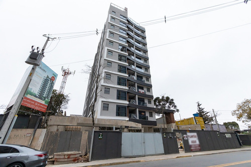 Imagem 1 de 30 de Apartamento Com 3 Dormitórios À Venda Com 187.47m² Por R$ 1.056.110,25 No Bairro Cristo Rei - Curitiba / Pr - Ap 1898