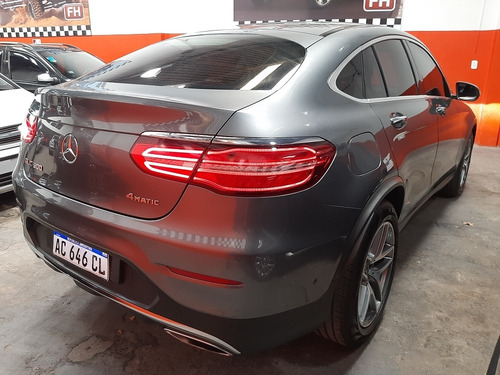Imagen 4 de 15 de Mercedes Benz Glc 300 Coupe - Amg Line - Impecable - Permuto