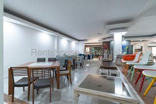 Atención Inversionistas, En La Yaguara Se Vende Excelente Edificio Tipo Galpón Industrial -af