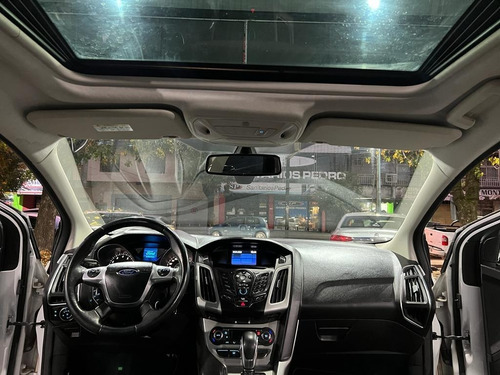 Imagen 9 de 14 de Ford Focus 5p 2.0l N At Se Plus