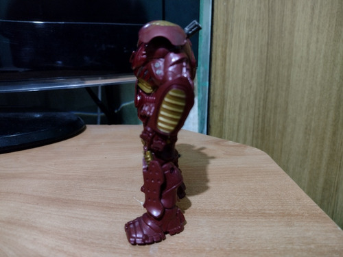 Hulk Buster Marvel Universe Figura 10 Cm (Usado)