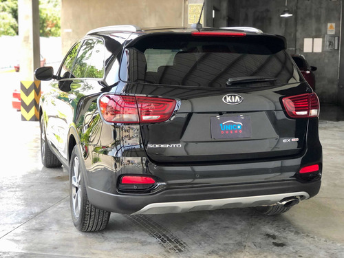 Imagen 4 de 15 de Kia Sorento Ex 2.0
