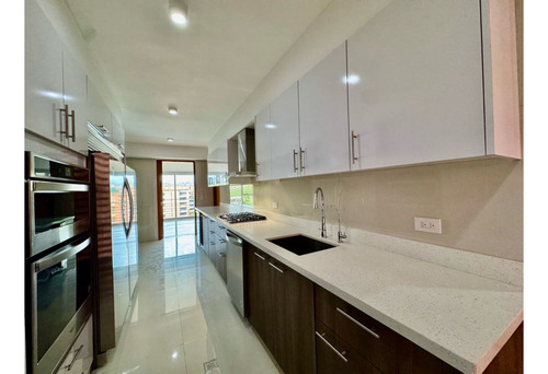 Se Alquila Apto 206m2 3h+s/5b/3p Lomas De Las Mercedes