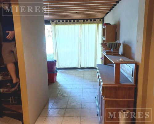 Imagen 2 de 9 de Muy Buen Local En Venta Apartamentos Del Campus - Teniente General Peron 2200