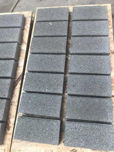 Imagen 2 de 6 de Bloquetas Y Adoquines De Concreto
