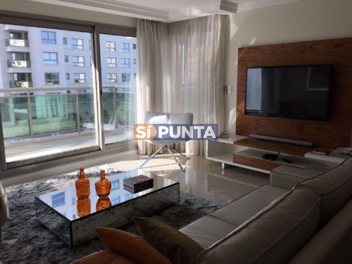 Imagen 2 de 11 de Apartamento En Venta - Brava