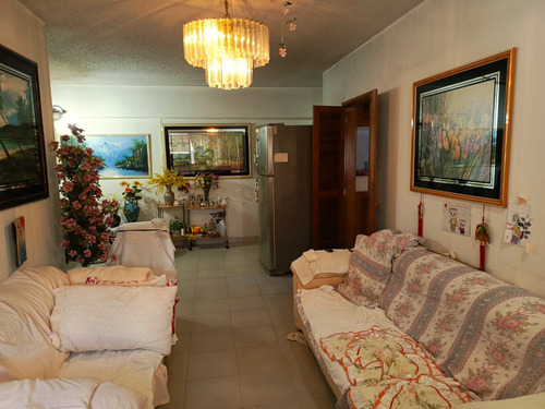Mls #24-11172 Apartamento En Venta La Candelaria