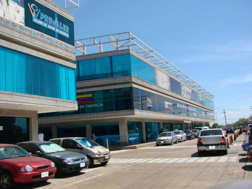 Eglée Suárez Vende Local Comercial Ubicado En El Conjunto Aero. Pll-247