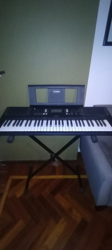 Teclado Yamaha Psr E363 61 Teclas Negro 