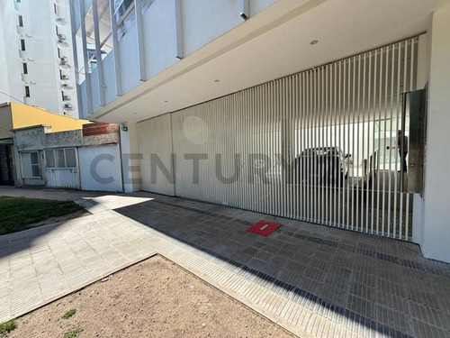 23 Y 50. Departamento En Venta A Estrenas 2 Dormitorios , La Plata Parque San Martin.-