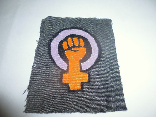 Imagen 1 de 3 de Parche Artesanal Feminista A Mano