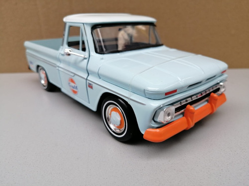 Chevy C10, Pickup Modelo 1966 En Escala 1:24