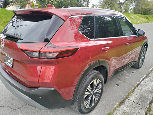 Nissan X-Trail 2.5 Exclusive 2 Row Cvt