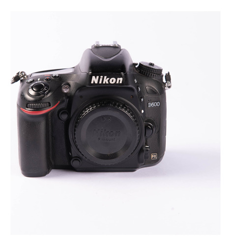 Nikon D600 Full Frame Body 26k Disparos Camara Fx Reflex