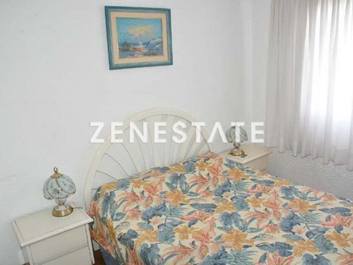 Apartamento En Las Delicias, 3 Dormitorios Con Parrillero