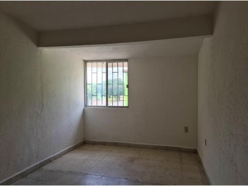 Imagen 2 de 9 de Casa Sola En Venta Lomas De Rio Medio Ii