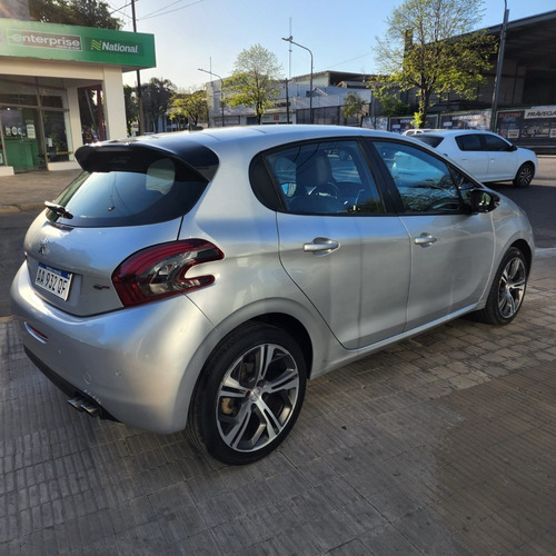 Imagen 6 de 23 de Peugeot 208 Gt Año 2017 Gris Aluminio Prost Peugeot Rosario