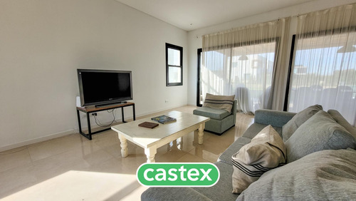 Casa En Venta En Araucarias, Puertos Escobar