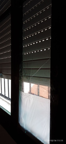Dos Casas En Venta A Una Cuadra De Av. Garzón.