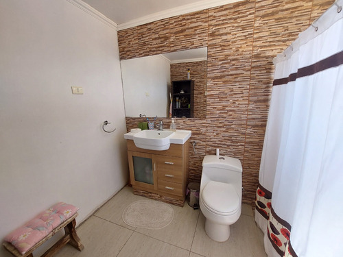 Venta De Linda Y Amplia Casa En Parcela, Pirque