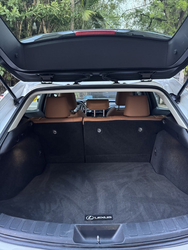 Lexus Ux200 2020