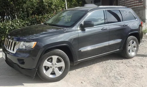 Jeep Grand Cherokee Laredo V6 Lujo 4x2 At