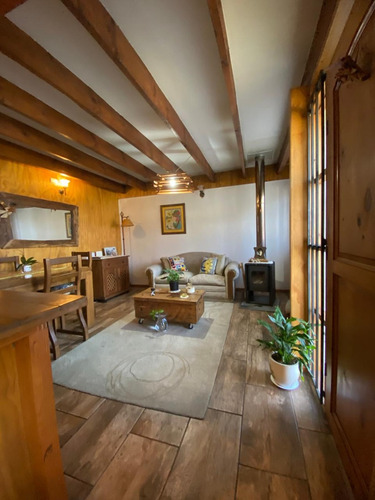 Oportunidad! Amplio Sitio Con 2 Casas, Próximo A Recabarren.