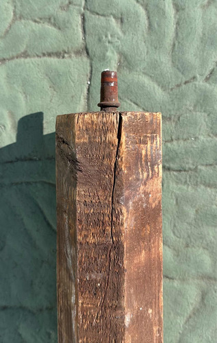 Eje De Madera Octogonal Reciclado 1.815 C/perno Punta (Usado)
