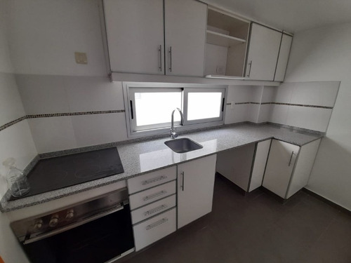 Imagen 4 de 11 de Departamento En Venta En Moron Sur