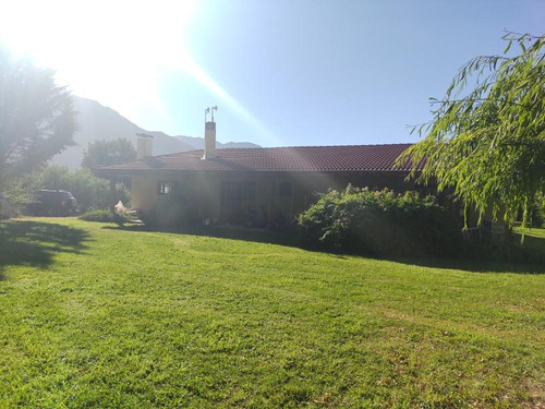 Casa De 170 M2 Con Costa De Rio!!, El Hoyo, Chubut