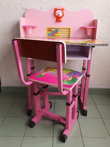 Imagen 2 de 3 de Mesitas Para Niñas Regulables Con Silla Incluida