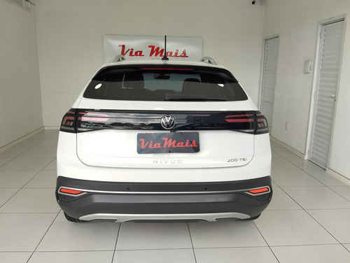 Volkswagen Nivus Highline 1.0 200 Tsi Flex Aut.