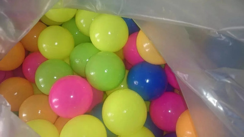 300 Pelotas Plásticas - Unidad a $1