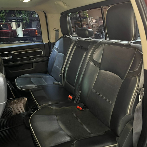 RAM 2500 6.7 Laramie I Atx 350cv 4x4