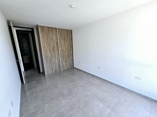 Venta: Departamento - 2 Dormitorios 2 Baños - Centro - Pileta Y Cochera - Villa Carlos Paz