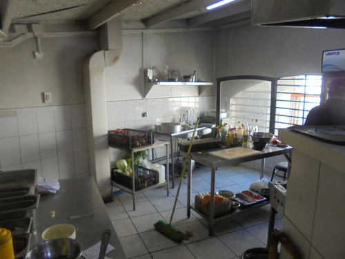 Local Comercial En Recoleta, Dardignac 567 De 40 Metros