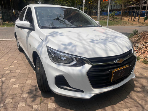 Chevrolet Onix 1.4 Ltz 4 p