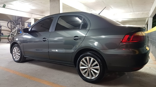 Volkswagen Voyage 1.6 Vht Total Flex 4p