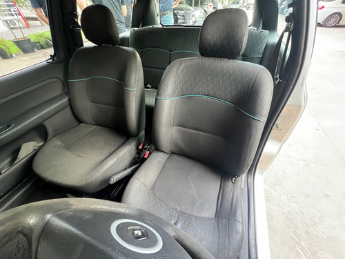 Renault Clio Mío 1.2 3p Expression