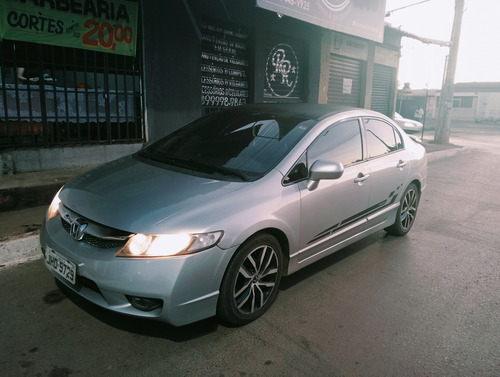 Honda Civic 1.8 Lxs Flex Aut. 4p