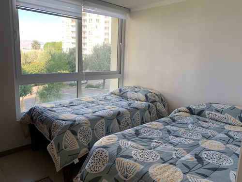 Tu Nuevo Hogar Amplio, Luminoso Y Full Amoblado Junto Al Mar