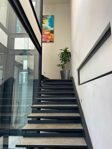 Casa Con Amplia Terraza Residencial Dinastia/san Jerónimo Con En Venta