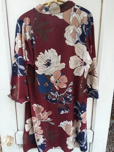Imagen 5 de 5 de Vestido Burdeo Marca Italiana Talla M