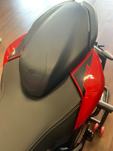 Imagen 11 de 25 de Mv Agusta Brutale 800 Rosso, No Monster, No Ducati, No Bmw.