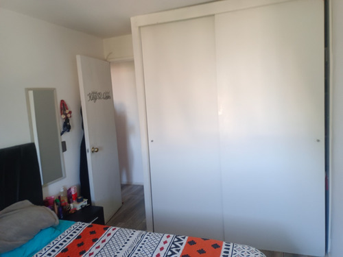 Venta Departamento, Sector Colinas De Oro