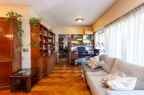 Hermoso Piso De 4 Ambientes Con Dependencia, Escritorio, Baulera Y Cochera